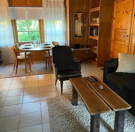 Majatalo Wanha-pirtti *